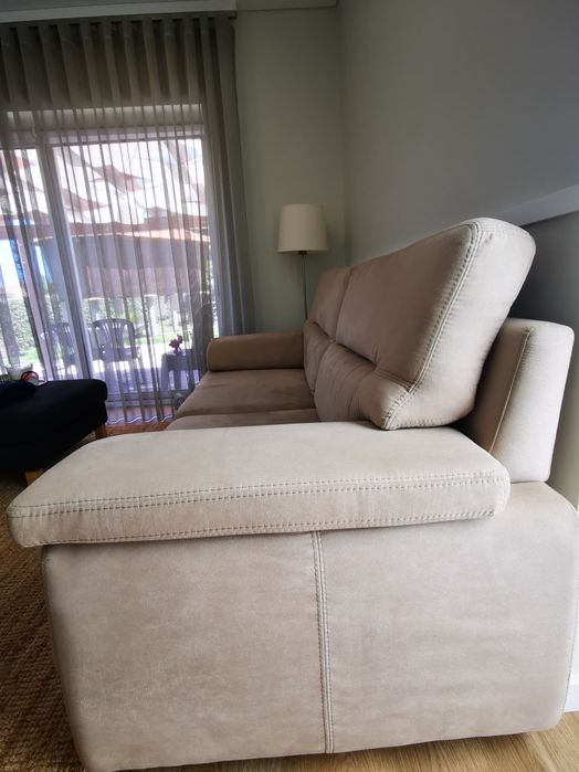 Sofa 3 lugares beige