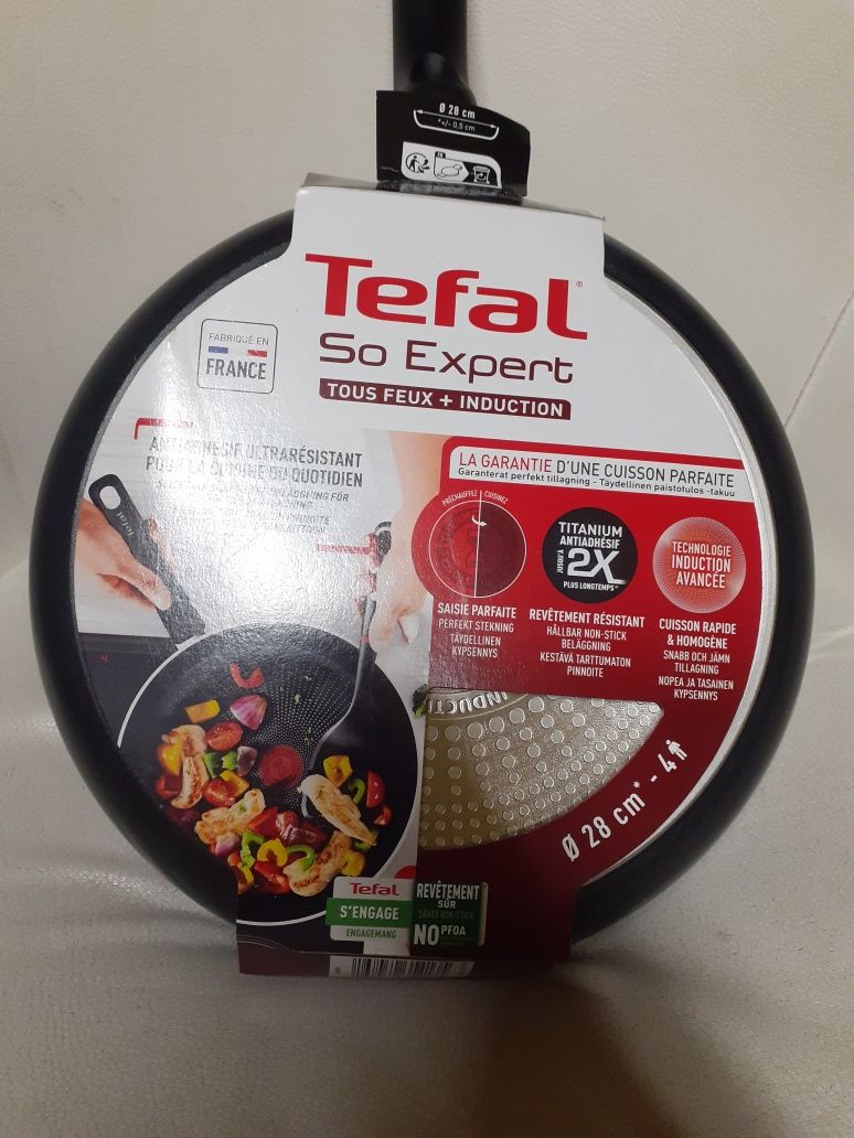 Tytanowa patelnia Tefal So Expert 28cm