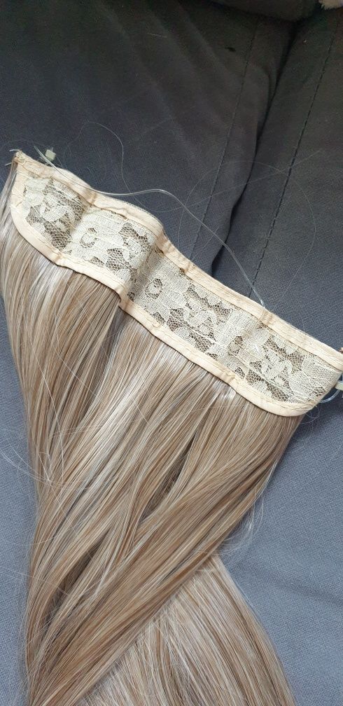 Syntetyczne włosy na żyłce kolor chłodny beżowy blond 40 cm