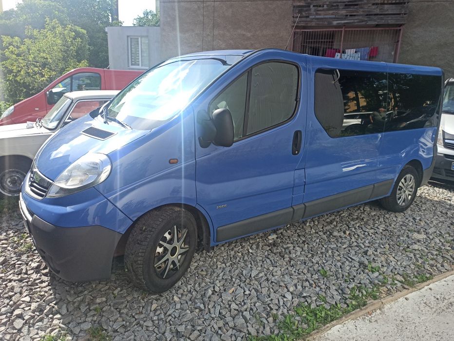 Пасажирські перевезення.Пассажирськие перевозки.Перевезе людей буси.