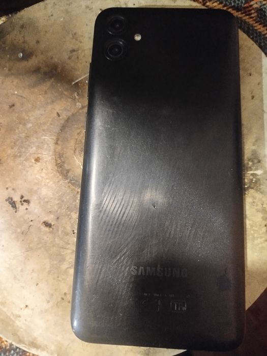 Продам Самсунг в норм состояние