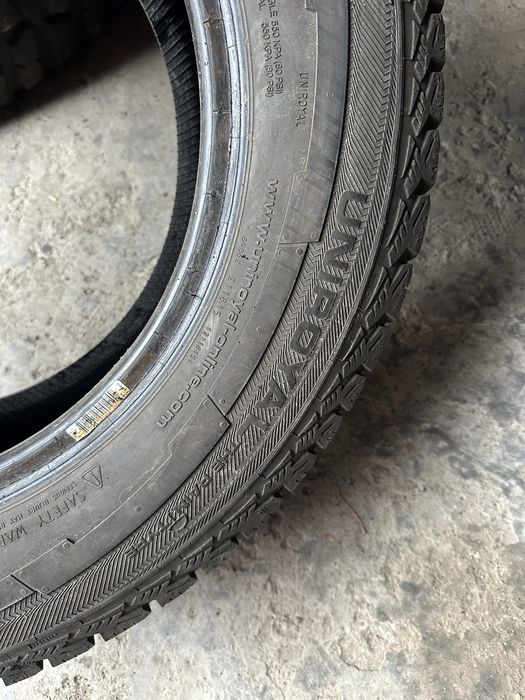 Продам шини 215/65 R16C Uniroyal SnowMax 2