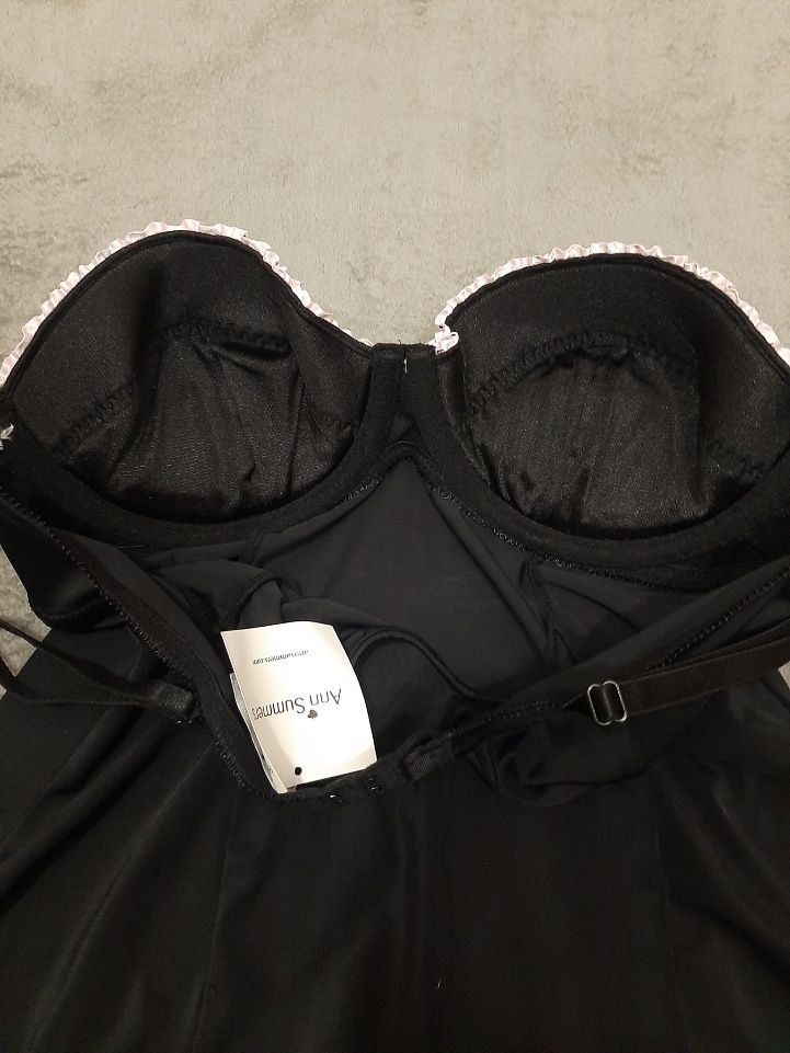 Нова Комбінація Ann Summers, medium