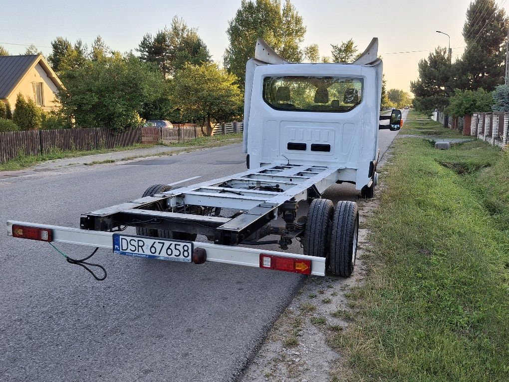 Ford Transit 2.2 diesel 2016 rok 194 tys przebiegu max rozstaw osi.