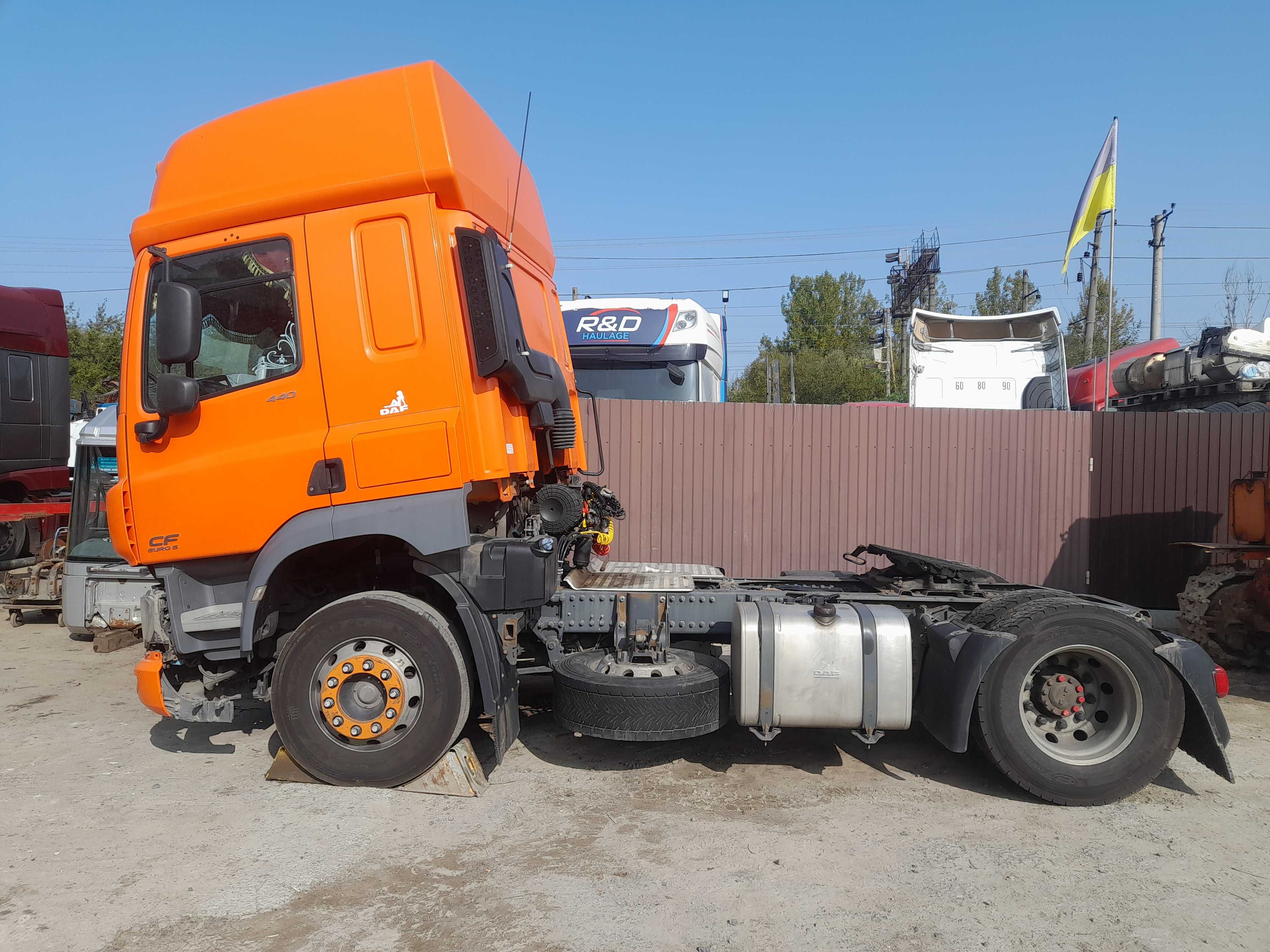 Розбірка DAF CF 440 2015року