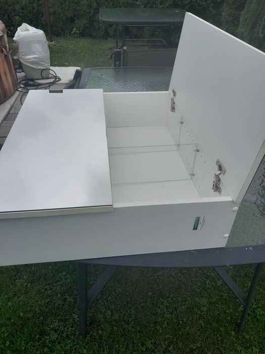 Szafka łazienkowa  wisząca