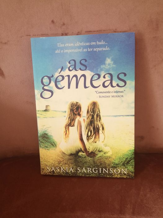Vendo livro: As gémeas