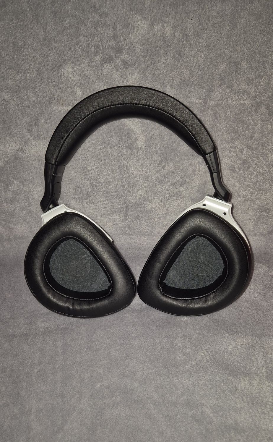 Навушники ASUS ROG Delta S Wireless Black/Whitе