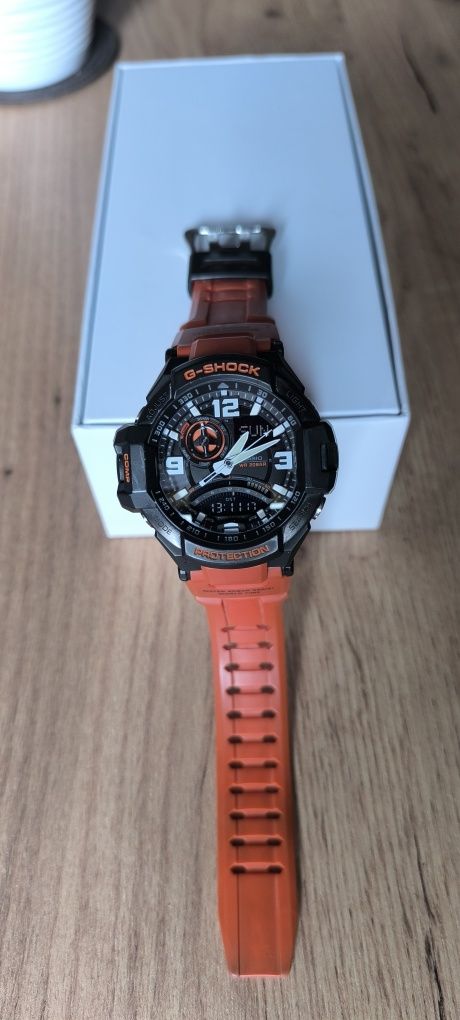 Zegarek Casio G Shock GA-1000 z dodatkami