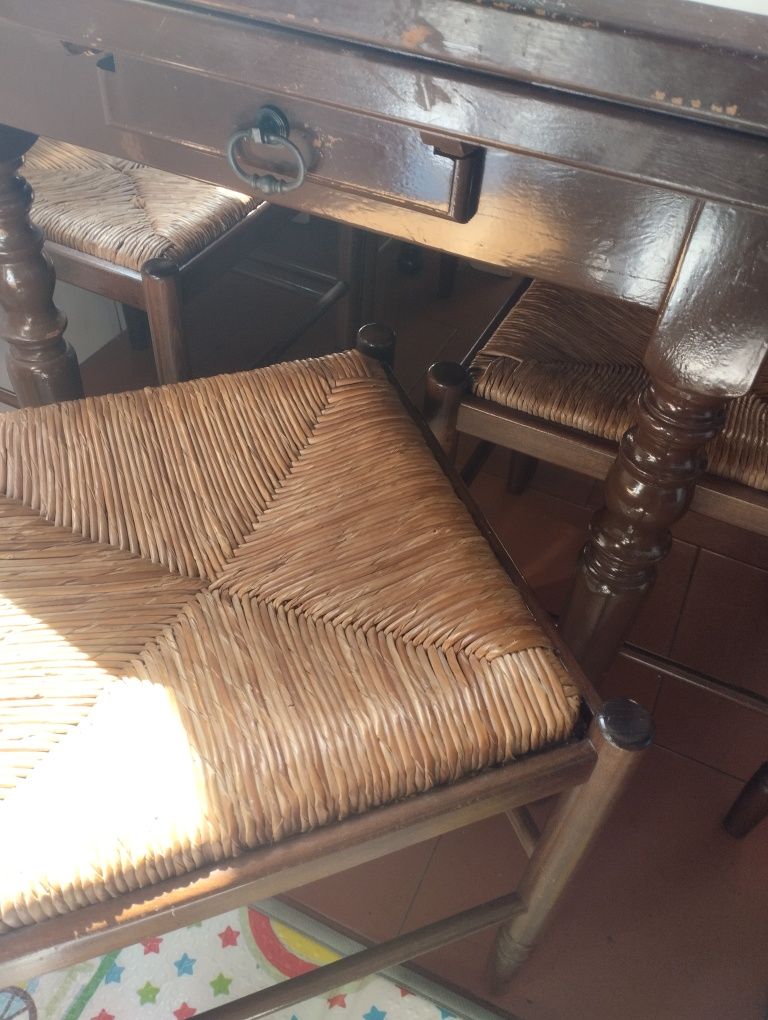 Mesa em madeira maciça com azulejos + 6 cadeiras em madeira
