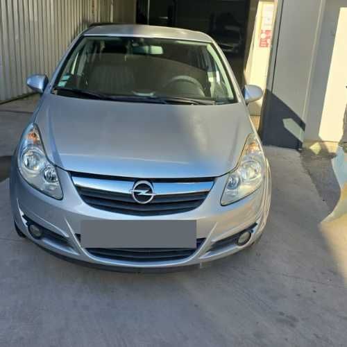 Opel Corsa 1.2 Gasolina – 5 Lugares