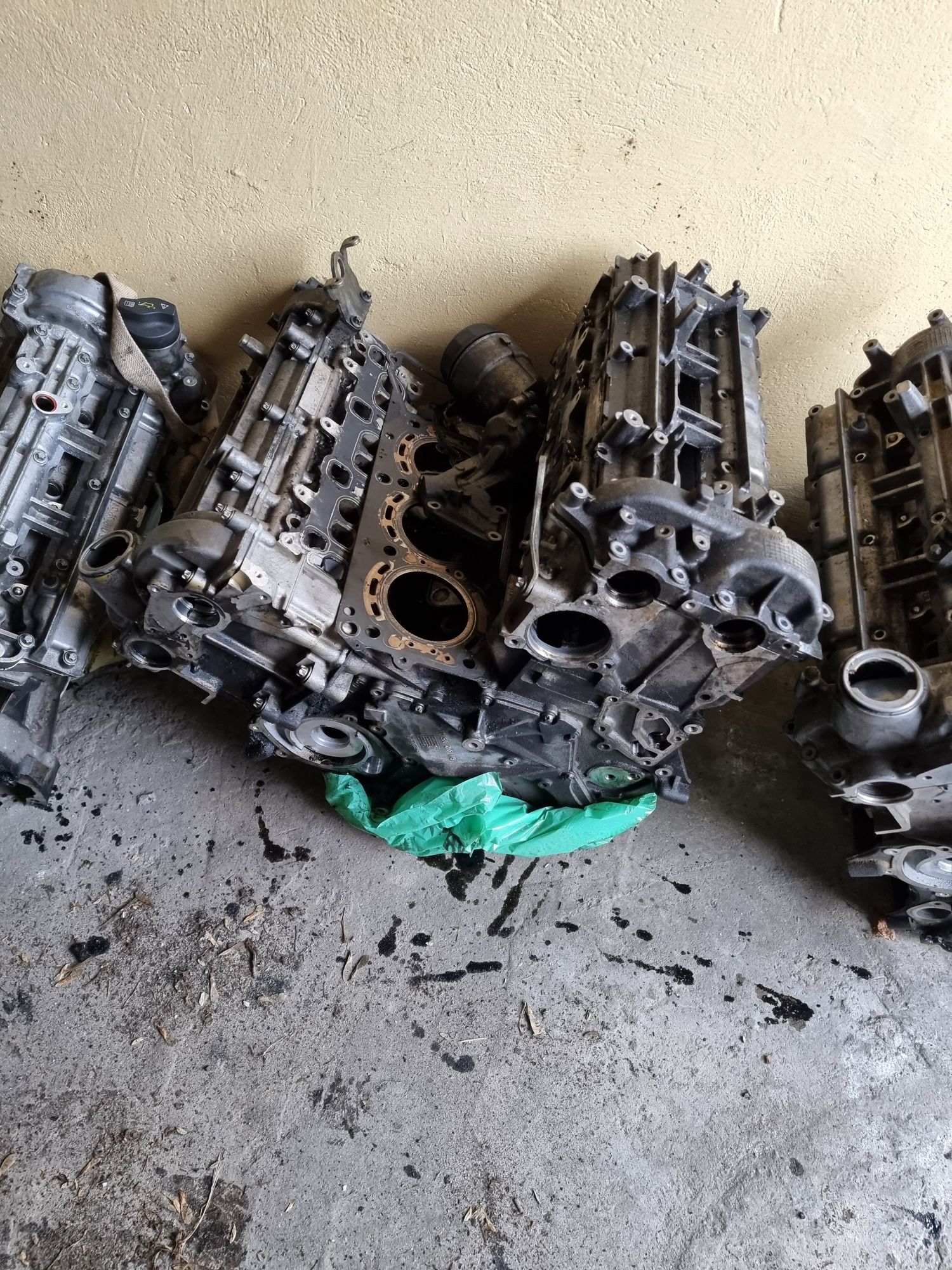 Silnik 3 sztuki Mercedes Sprinter Viano 3.0 V6 uszkodzone