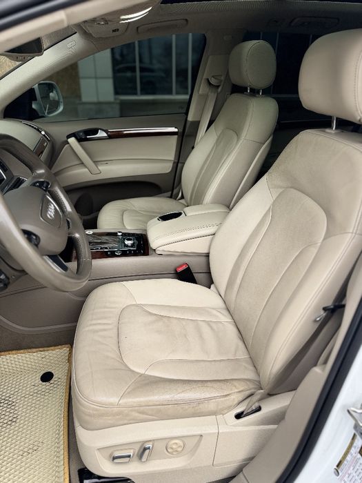 Продам Audi Q7 3л. Дизель.