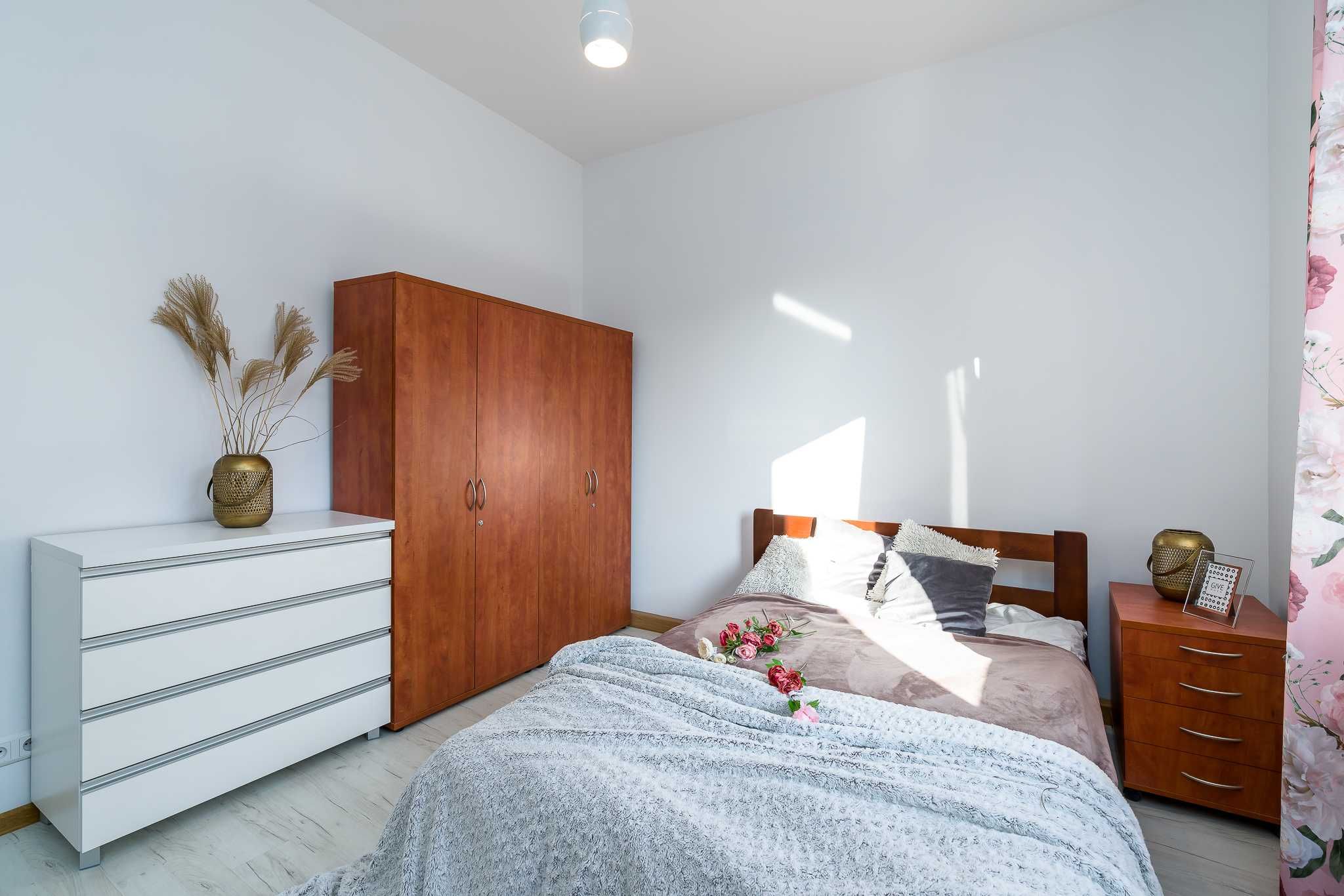 Przytulny pokój przy Parku Sołackim/Cozy room in nice neighbourhood
