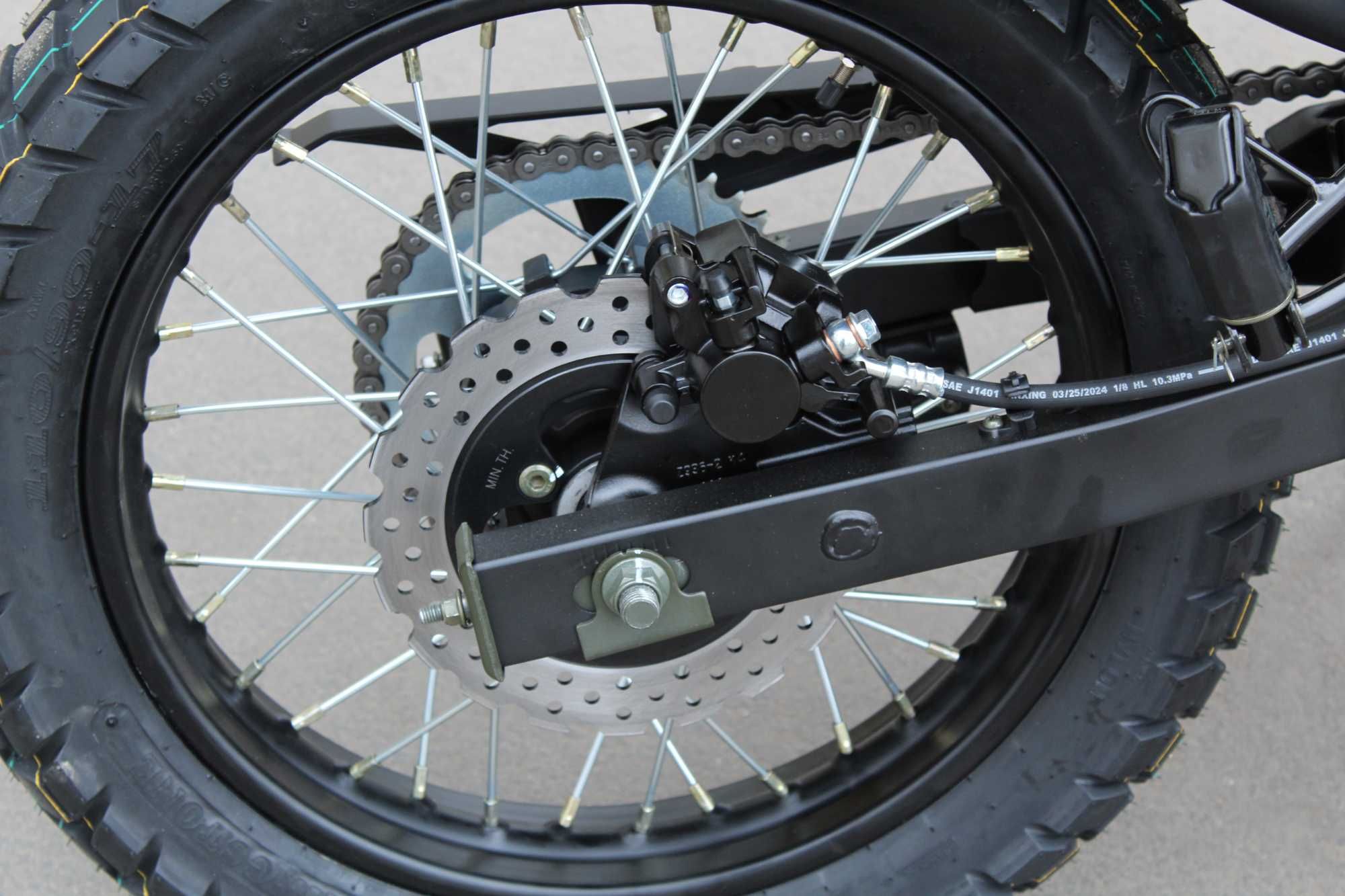 Мотоцикл LONCIN LX250-GY-5