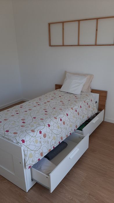 Aluga-se quarto em Benfica