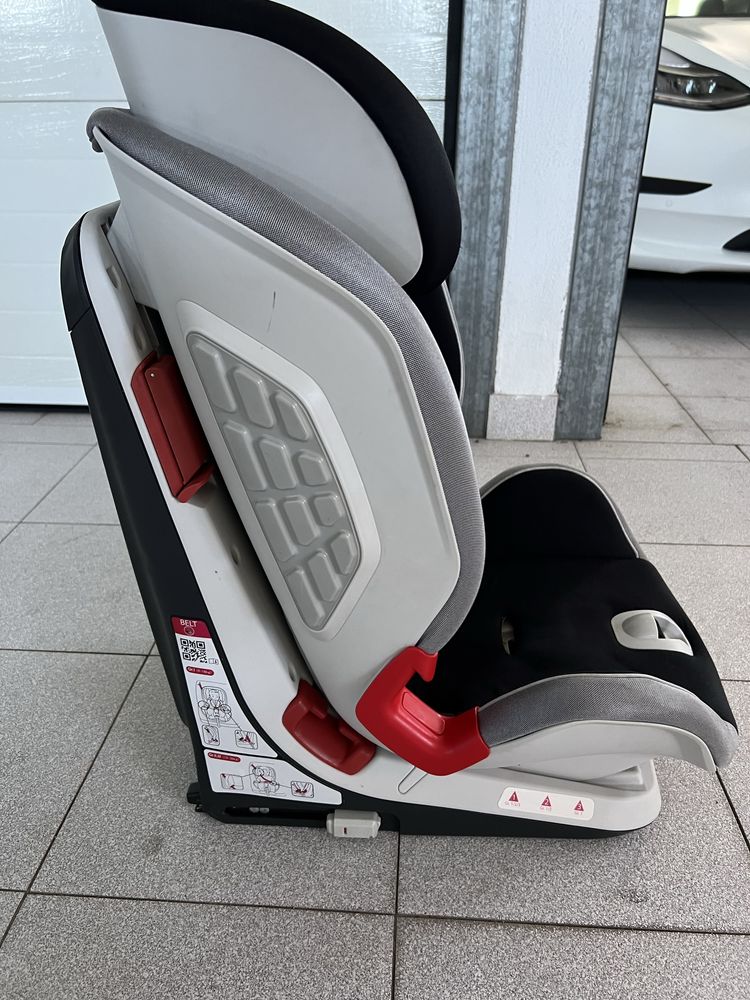 Cadeira auto - Chicco youniverse fix - 1/2/3