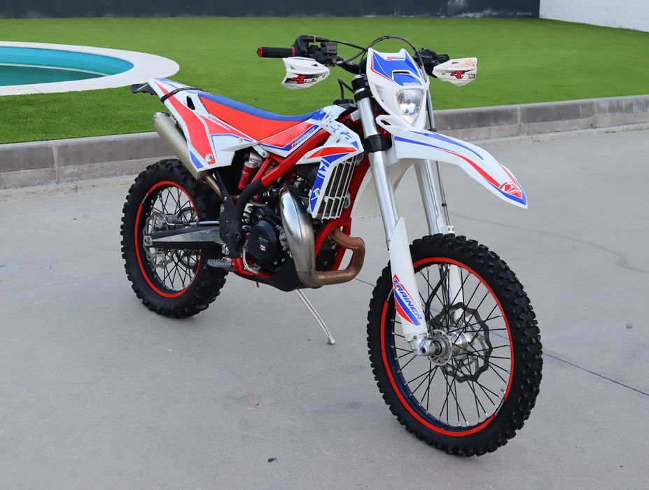Beta 300 2T Apenas 19 Horas