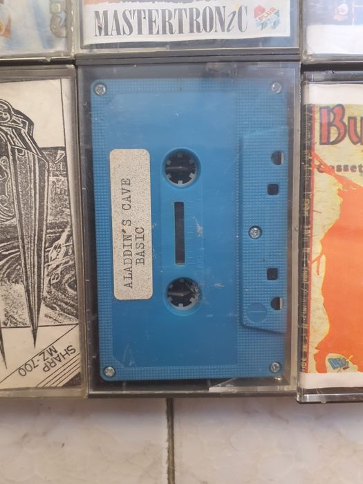 18 cassetes para Zx spectrum