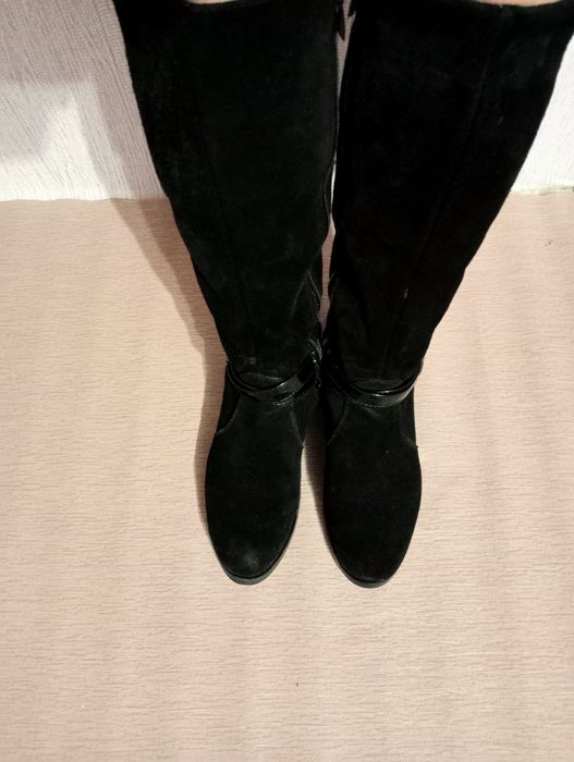 Сапожки з натуральної замші 39 розмір