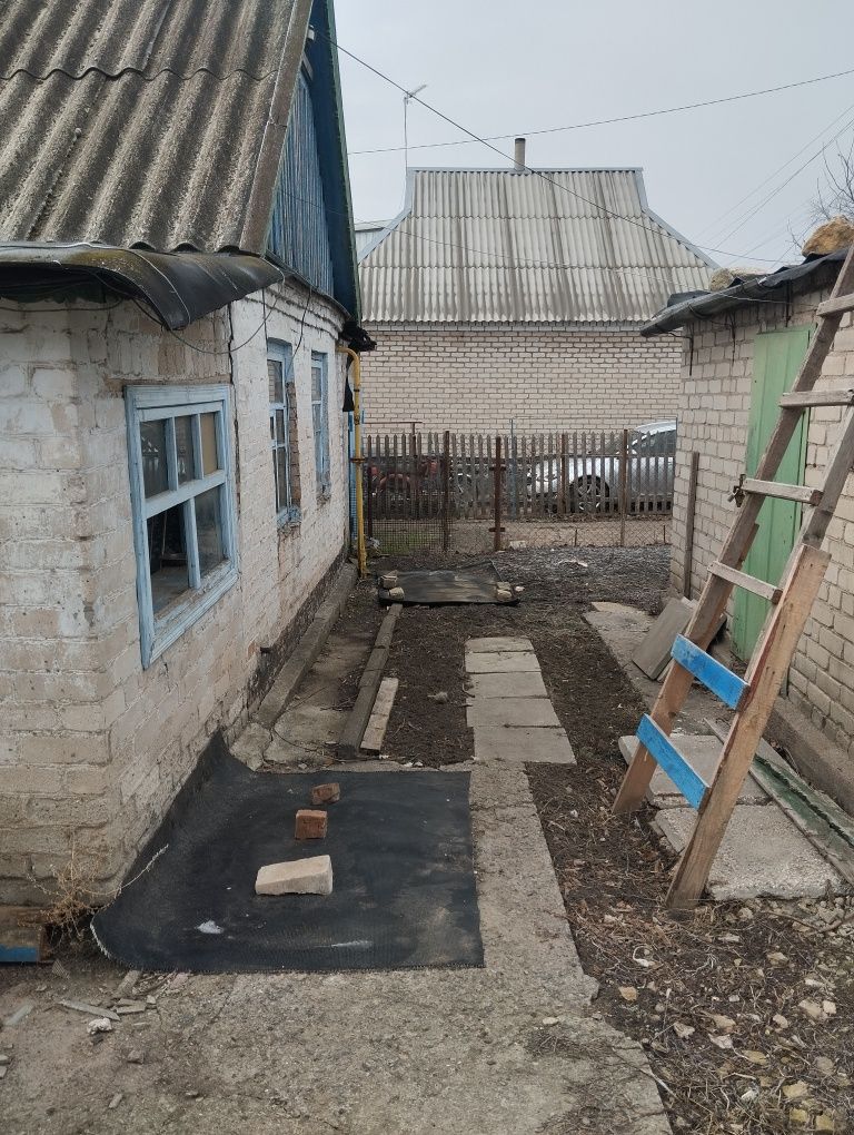 Продам дом.Кривой Рог.Ингулец