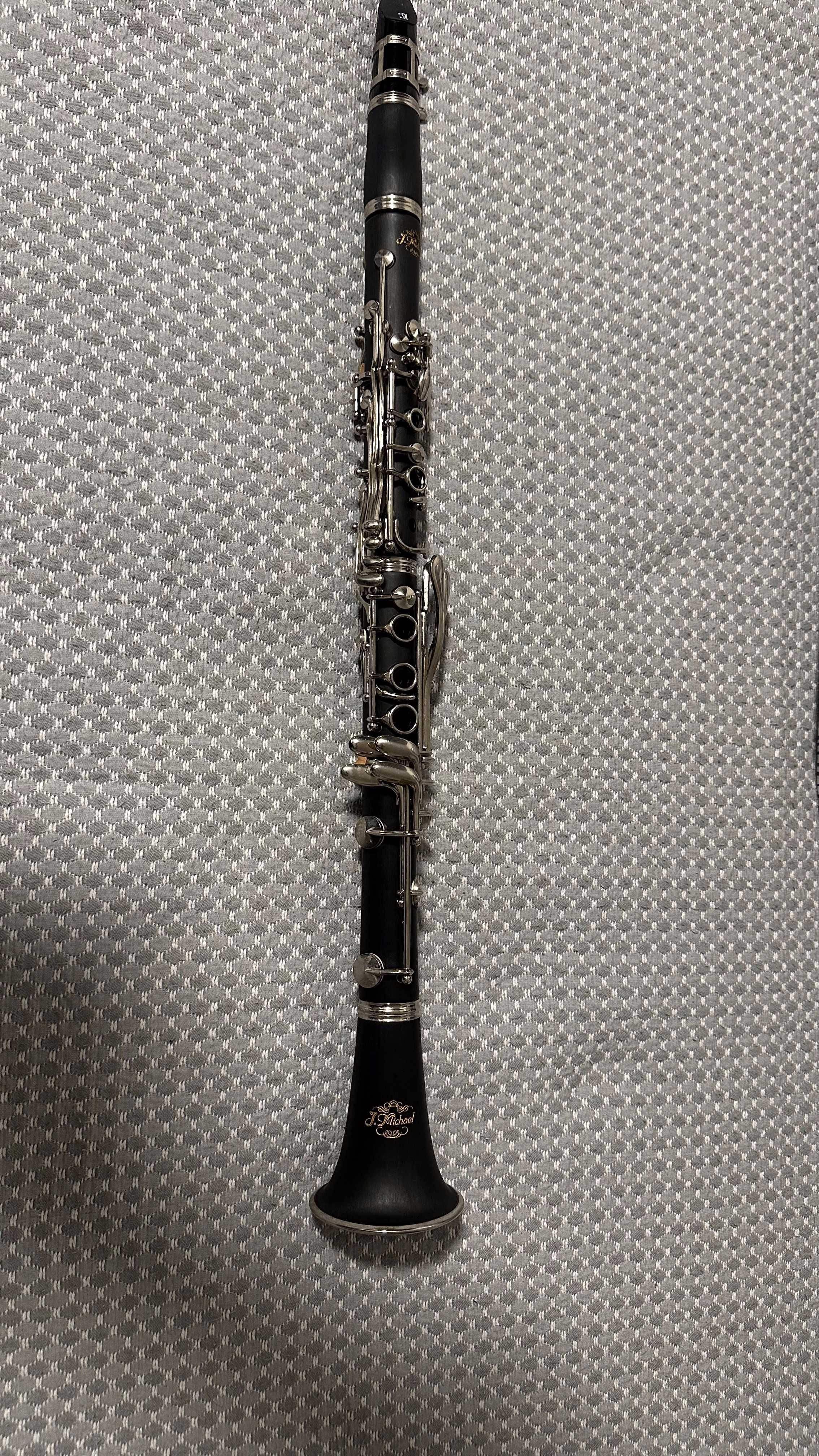 Clarinete J.Michael CL440 com estojo de origem