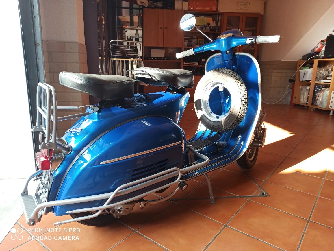 Vespa 150 sprint