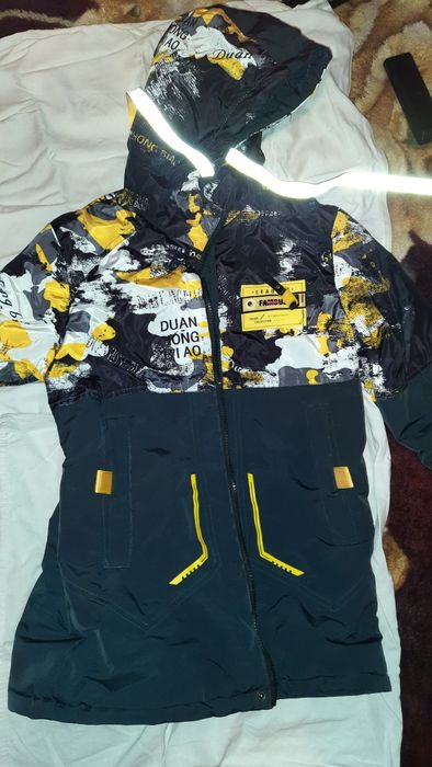 Курточка дитяча осіння