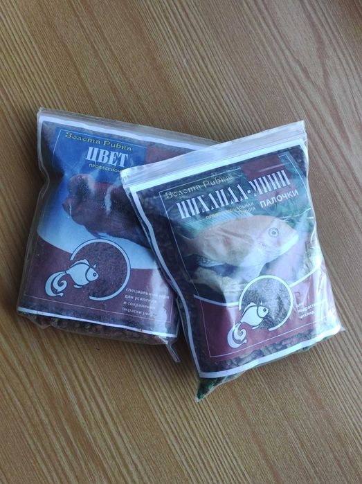 Универсальный корм для аквариумных рыб