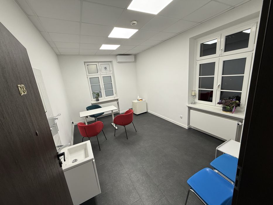 Gabinet lekarski na dni