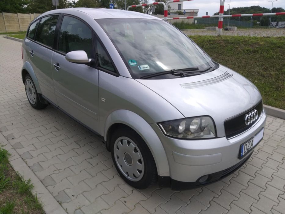 Audi A2 1.6 Benzyna 2002 r ekonomiczny KLIMA Serwisowany