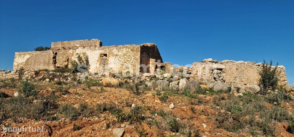 Moradia Devoluta T2 Venda em Paderne,Albufeira