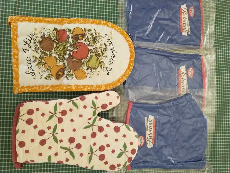 Zestaw rękawic kuchennych