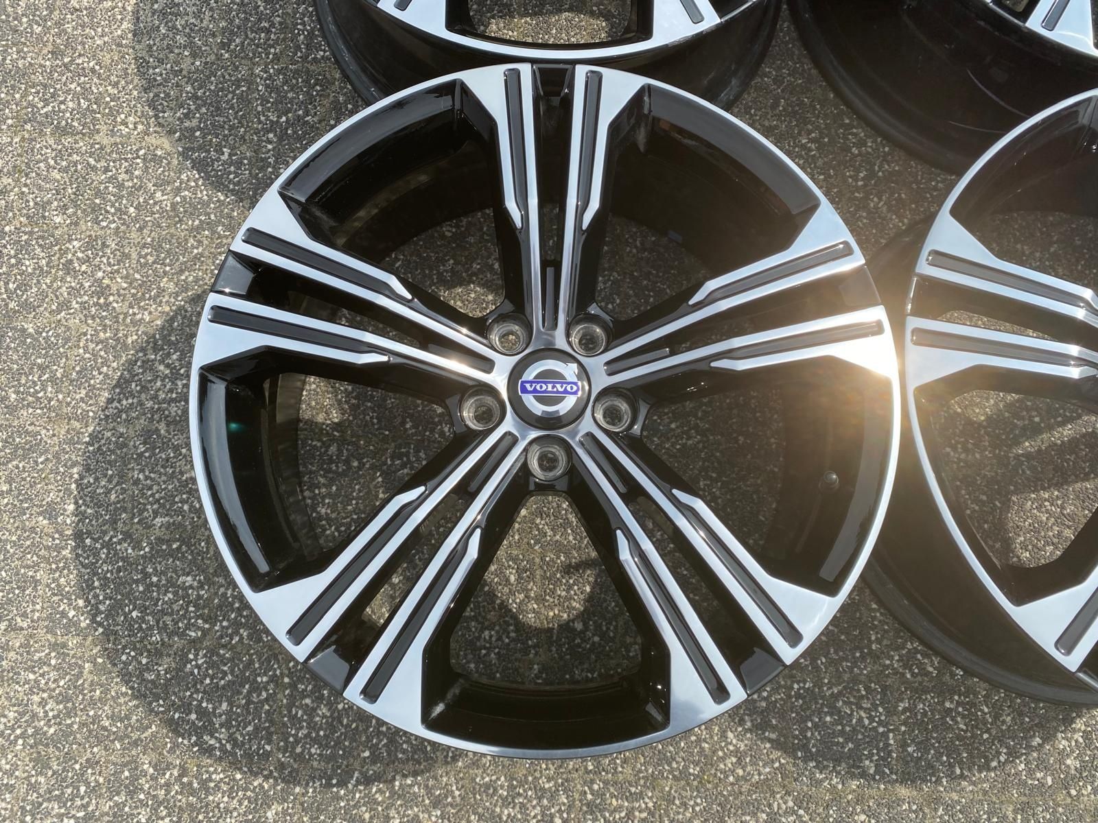 19" Volvo R-design XC60  5x108  7,5j et50,5  V60 XC70 XC90  Super Stan