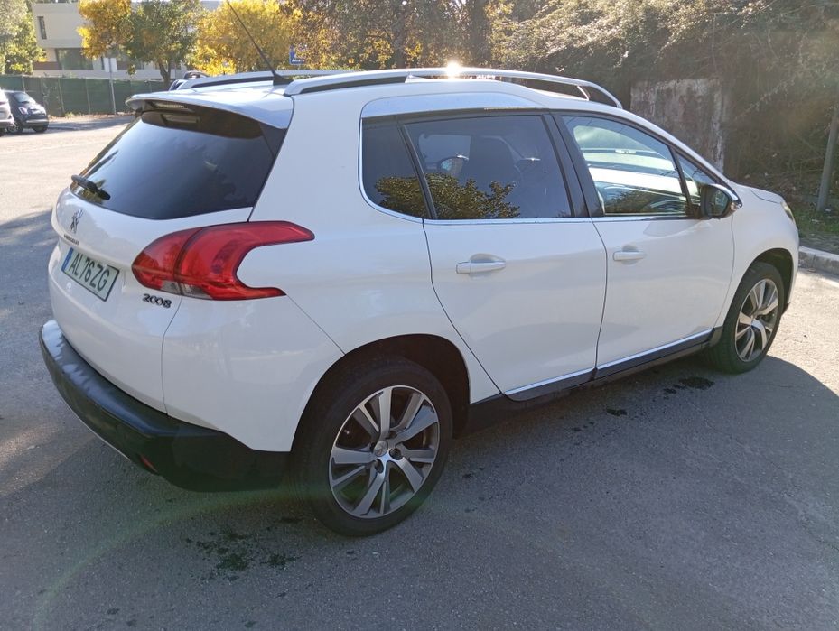Peugeot 2008 1.6 vti