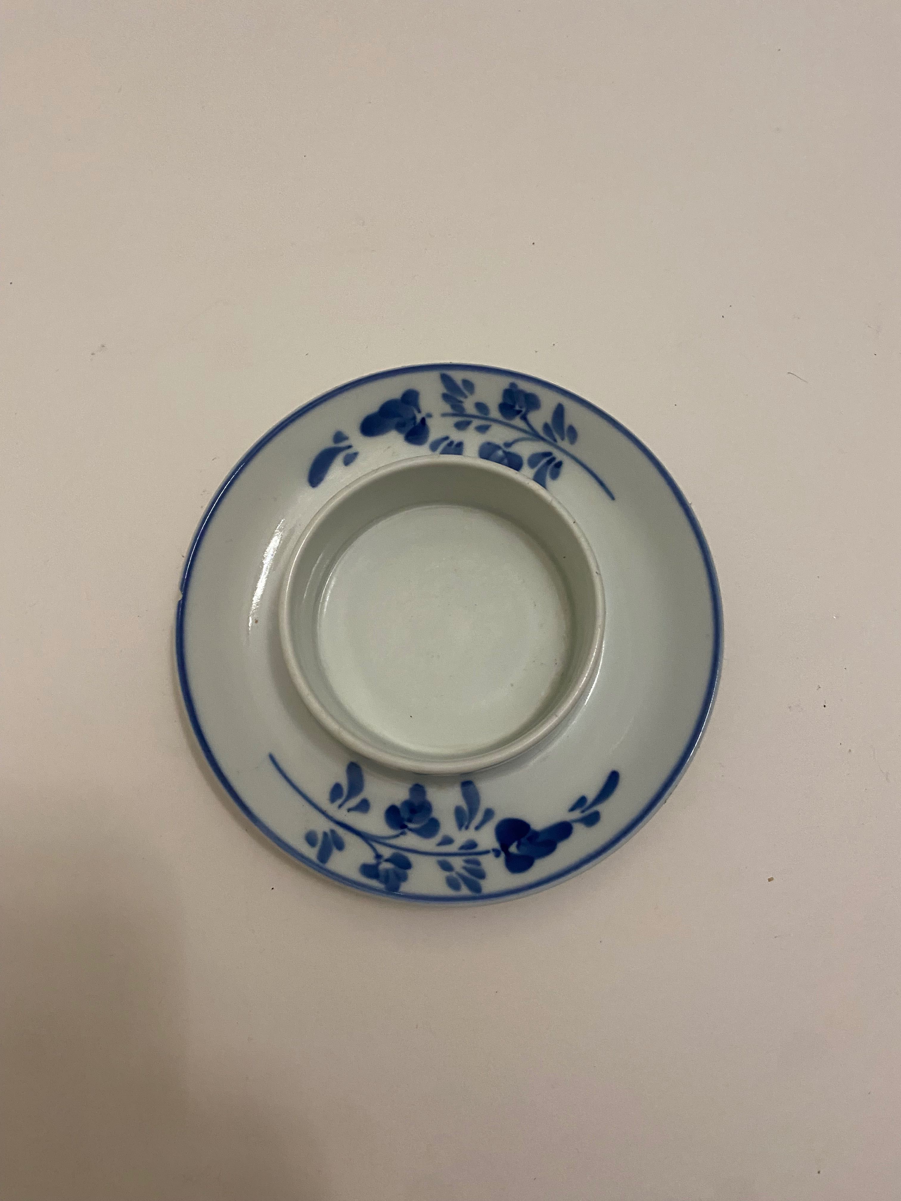 Louça de Viana do Castelo pintada a mão