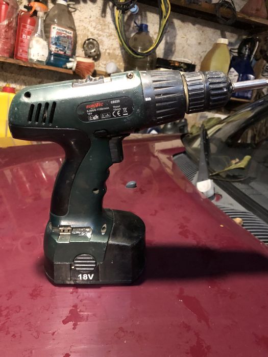 Шуруповерт