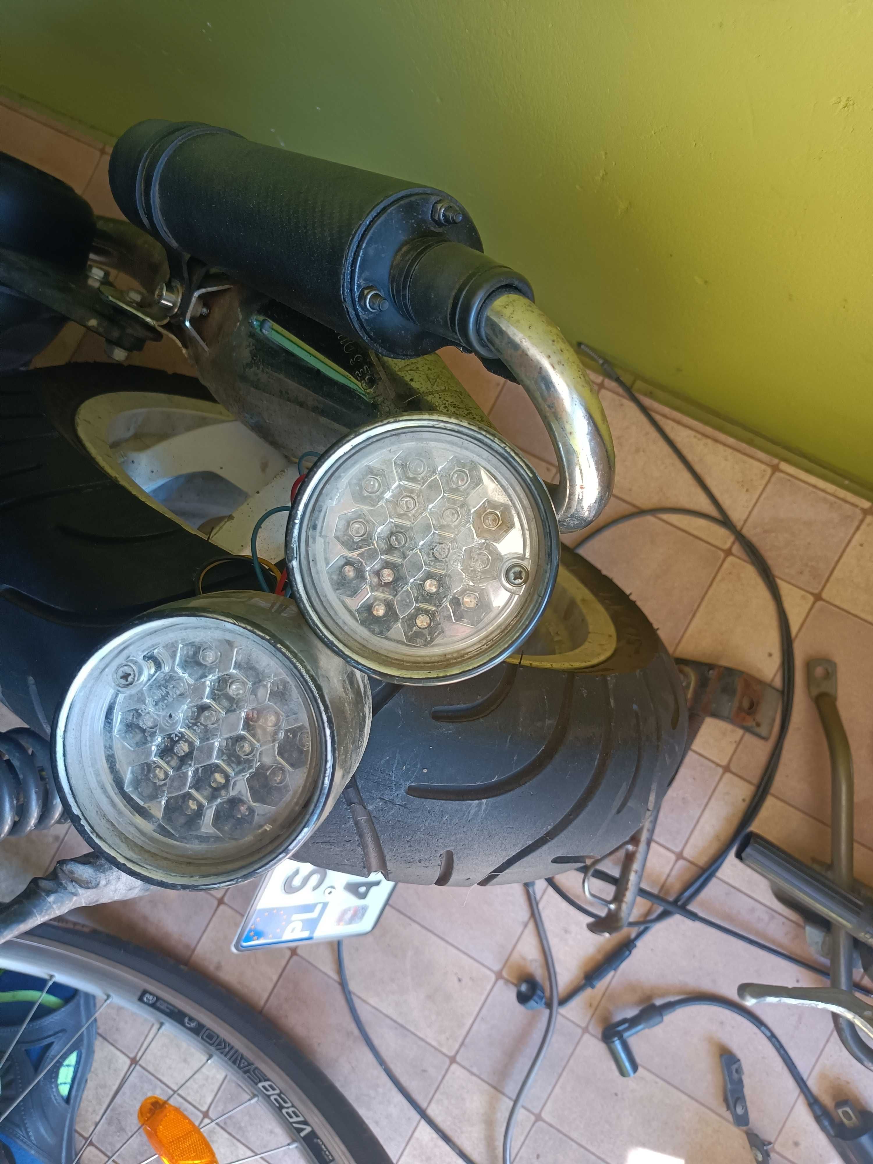 Lampy led Str8 z kierunkowskazami Aprilia Sr Tuning Stage6 Polini Hebo
