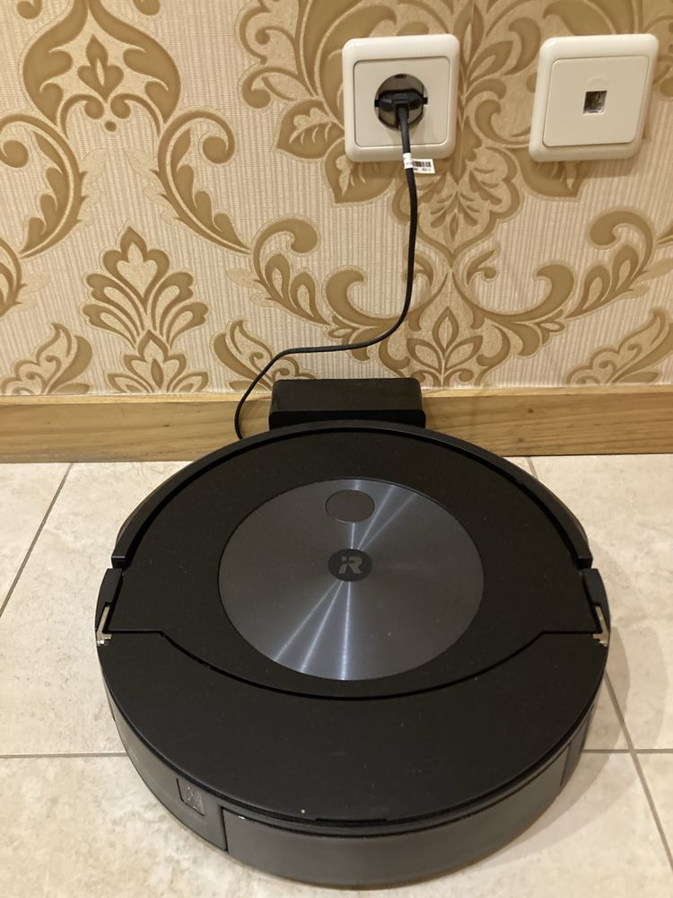 Aspirador iRobot ROOMBA COMBO J7