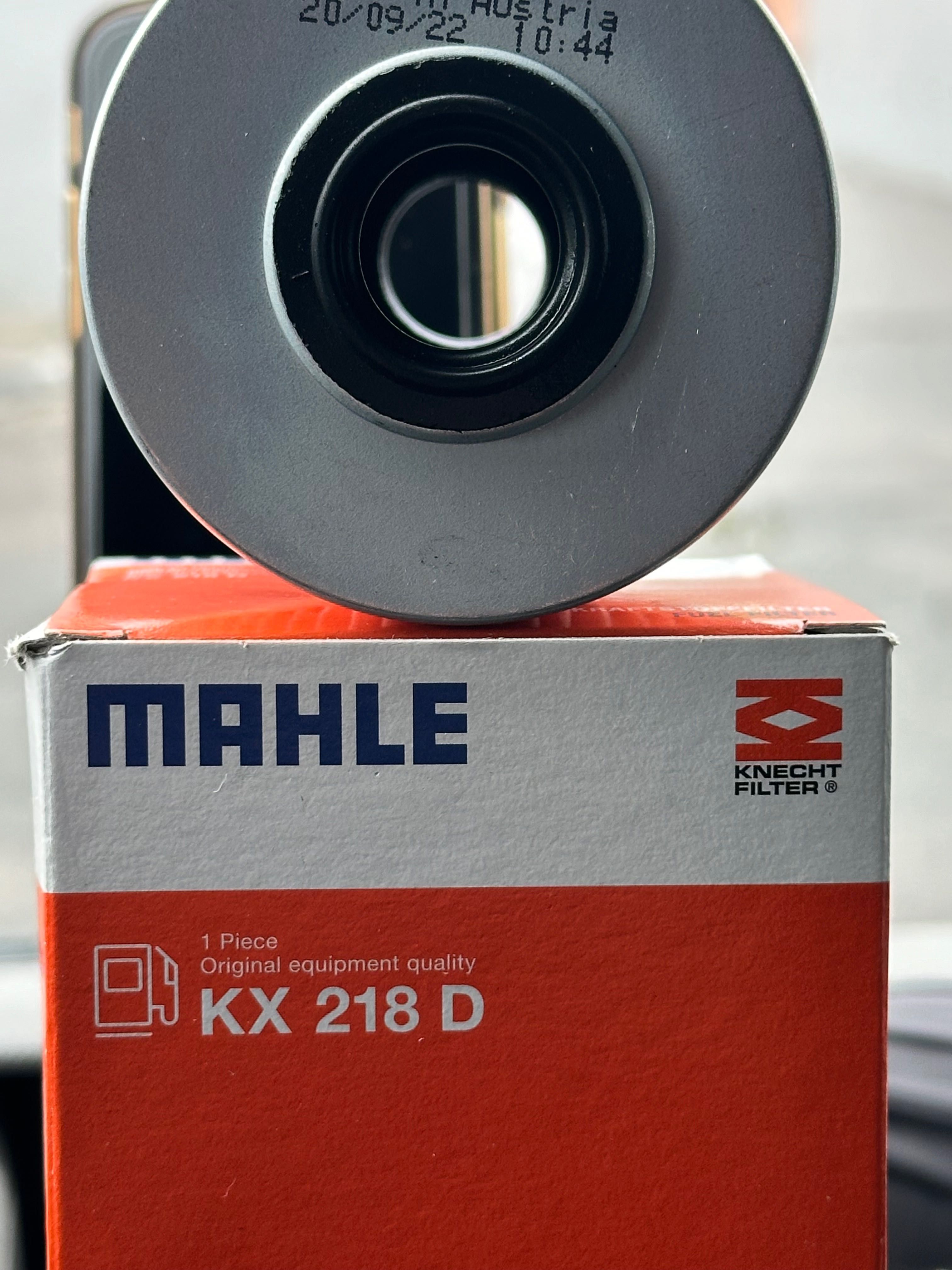 Фільтр паливний KNECHT MAHLE KX218D