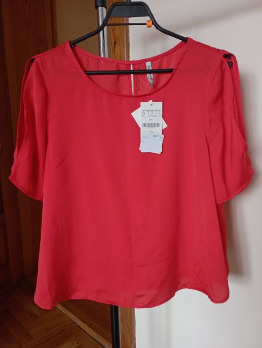Stradivarius bluzka czerwona roz. S