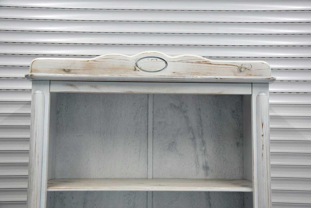 regał z drewna sosnowego - jak nowy