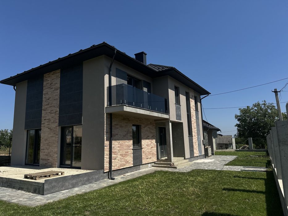 Продам будинок на Роші