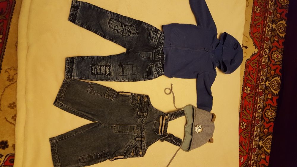 Продам большой пакет детской одежды