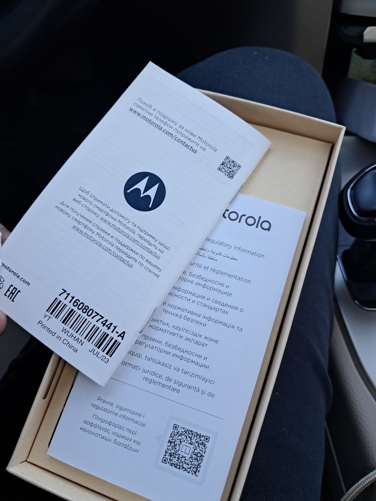 Моторола g54 5Gновая 2 дня использоал