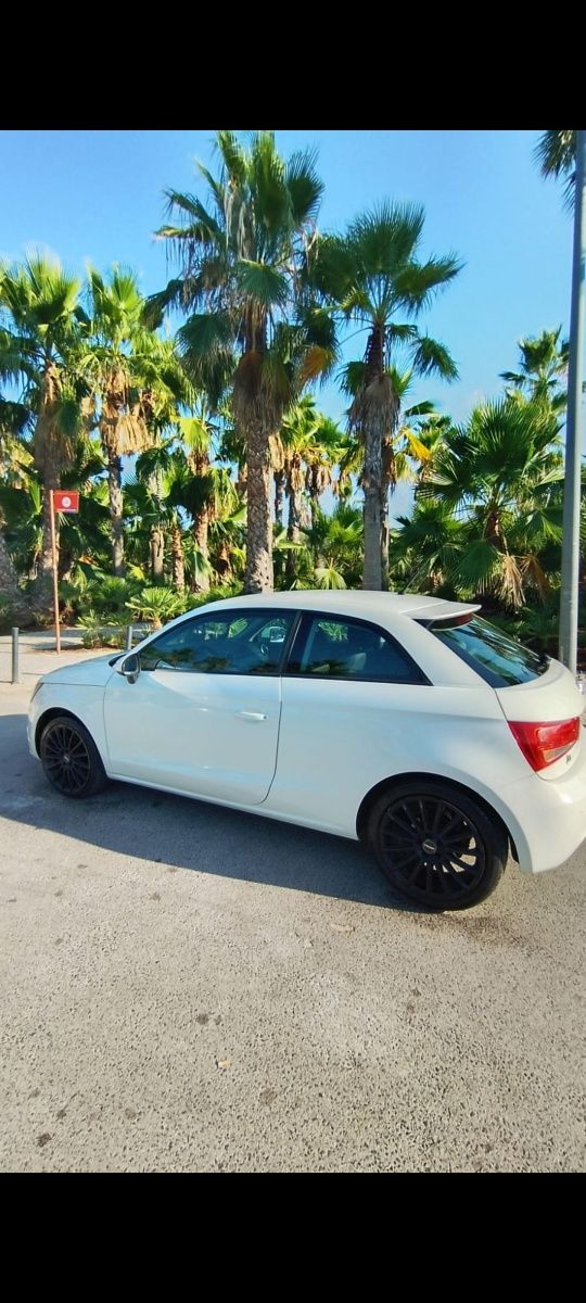 Audi A1 1.6 TDI Excelente