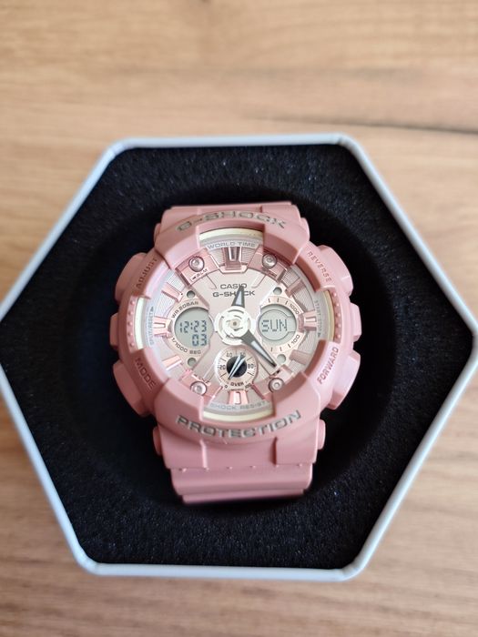 Zegarek Casio G-Shock GMA-S120DP różowy stan bardzo dobry