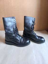 Botas de pele com biqueira de aço 36