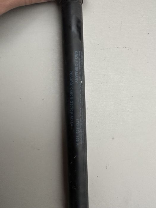 Упори Стойки Капота Ляди Кришки багажника VW Volkswagen Caddy Оригінал