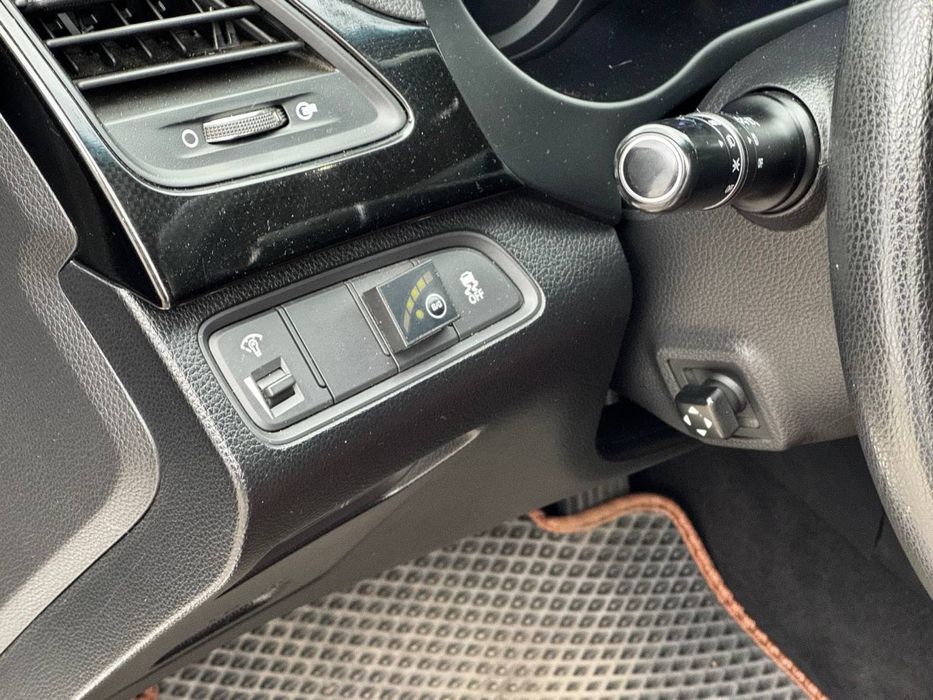 Hyundai Azera 2012р., 3.0 газ/бензин, автомат. Обмін, Лізинг